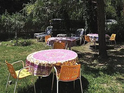Logis Hotel De L'Etang 2*, Cucuron France