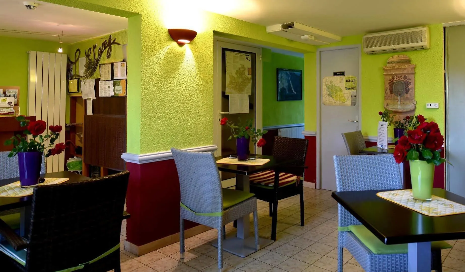 Logis Hotel De L'Etang